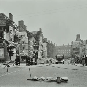 East Hill Estate: property damaged by bomb, London, 1941 (b / w photo)