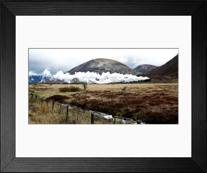 Framed Print : The Flying Scotsman steam train travels north through the Drumochter Pass, Scotland Framed Print : The Flying Scotsman steam train travels north through the Drumochter Pass, Scotland