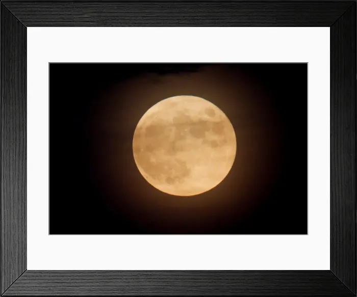 Framed Print : The full moon is seen from West Orange in New Jersey