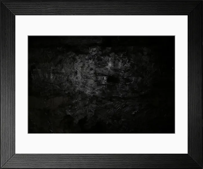 Framed Print : The Wider Image: Londons dark river and its secrets Framed Print : The Wider Image: Londons dark river and its secrets