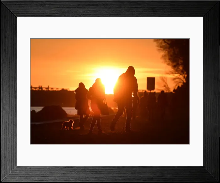 Framed Print : People enjoy the sunset at the Elbe river in Hamburg Framed Print : People enjoy the sunset at the Elbe river in Hamburg