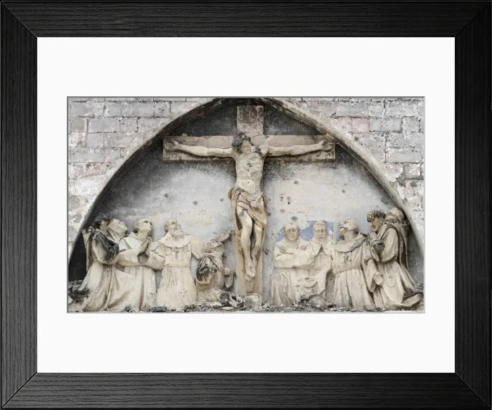 Framed Print : Bullet holes seen on Jesus Christ sculpture inside war-torn church building in Mogadishu Framed Print : Bullet holes seen on Jesus Christ sculpture inside war-torn church building in Mogadishu