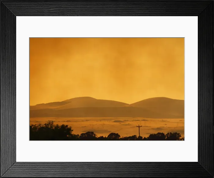 Framed Print : Smoke from the Wallow Wildfire billows over the White Mountains near Eagar Framed Print : Smoke from the Wallow Wildfire billows over the White Mountains near Eagar