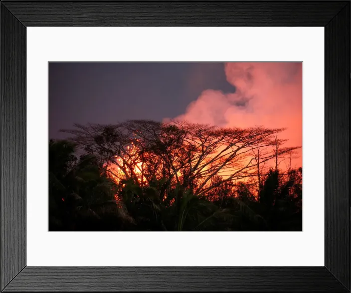 Framed Print : Lava erupts in Leilani Estates Framed Print : Lava erupts in Leilani Estates