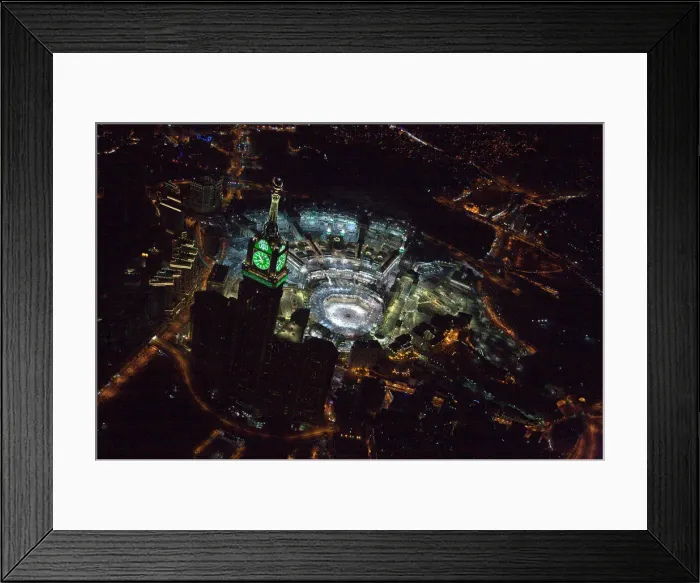 Framed Print : Aerial view shows Muslim worshippers praying at the Grand mosque Framed Print : Aerial view shows Muslim worshippers praying at the Grand mosque