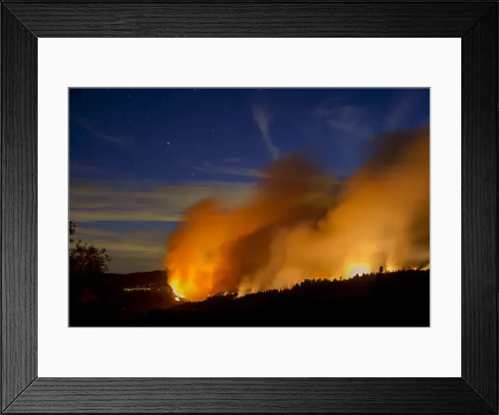 Framed Print : Flames and smoke from the King Fire fill the sky above Fresh Pond Framed Print : Flames and smoke from the King Fire fill the sky above Fresh Pond