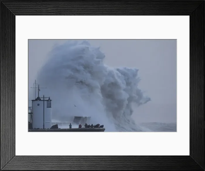 Framed Print : People view large waves and high winds associated with Storm Eleanor as they hit Framed Print : People view large waves and high winds associated with Storm Eleanor as they hit