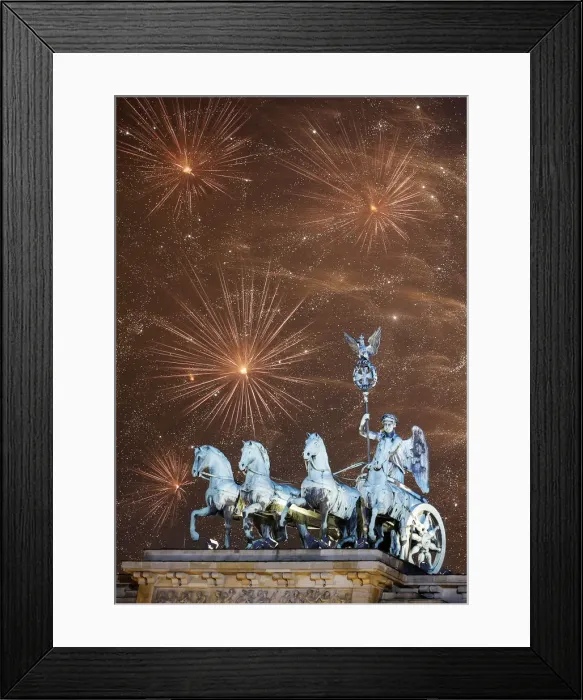 Framed Print : Fireworks explode next to the Quadriga sculpture atop the Brandenburg gate during New