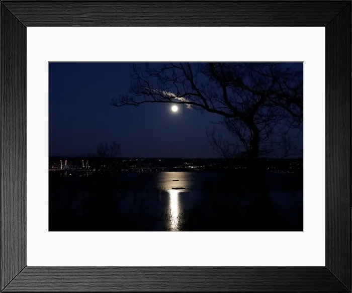 Framed Print : A supermoon full moon is seen above the Hudson River and the Mario M