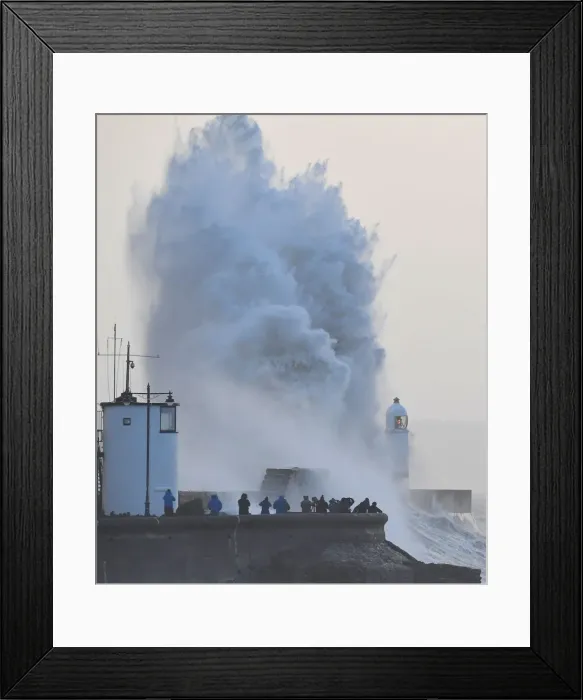 Framed Print : People view large waves and high winds associated with Storm Eleanor as they hit Framed Print : People view large waves and high winds associated with Storm Eleanor as they hit