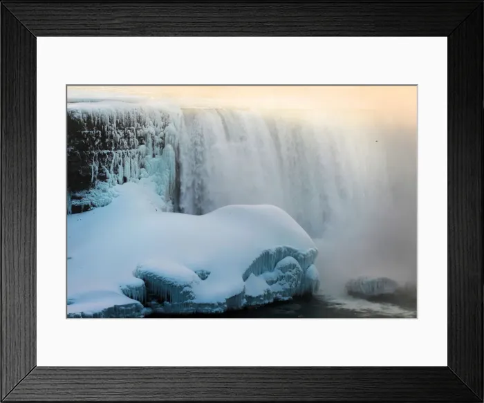 Framed Print : The Horseshoe Falls in Niagara Falls is lit by morning sun as viewed from the Canadian Framed Print : The Horseshoe Falls in Niagara Falls is lit by morning sun as viewed from the Canadian