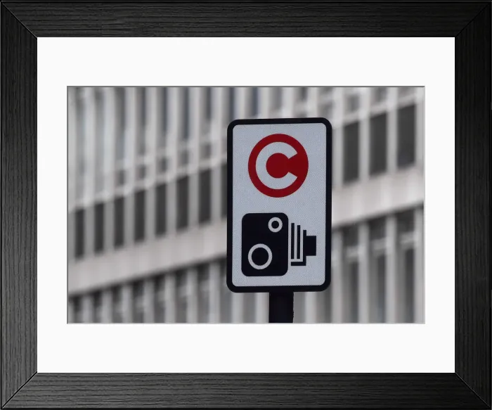 Framed Print : A sign indicating the begining of the congestion charging zone Framed Print : A sign indicating the begining of the congestion charging zone