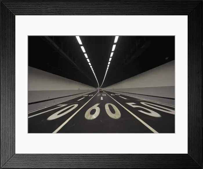Framed Print : GM1E64Q1ETC01 Framed Print : GM1E64Q1ETC01