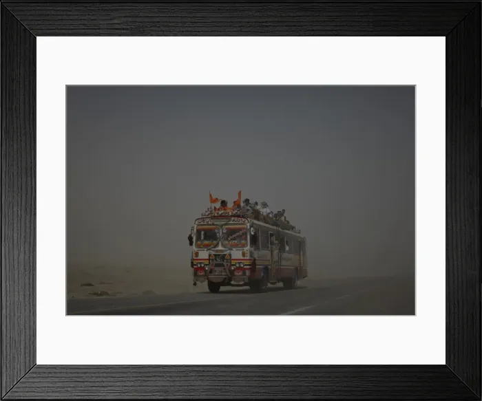 Framed Print : GM1E74R1S4F01 Framed Print : GM1E74R1S4F01
