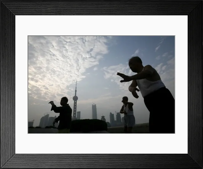 Framed Print : Gm1Dvwggbraa Framed Print : Gm1Dvwggbraa