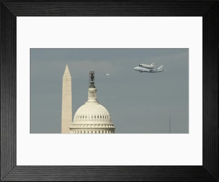 Framed Print : GM1E84H1T3H01 Framed Print : GM1E84H1T3H01