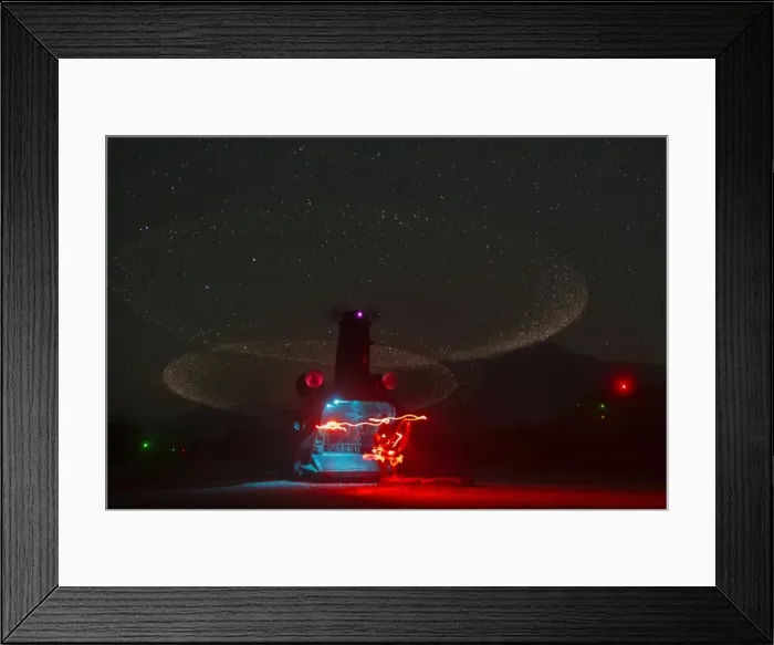 Framed Print : GM1E87H10NT01