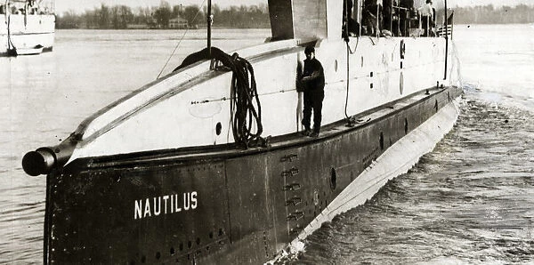 US Navy submarine Nautilus leaving Philadelphia