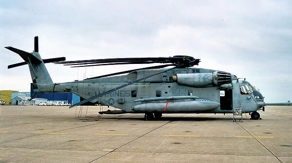 Sikorsky CH-53E Super Stallion 403