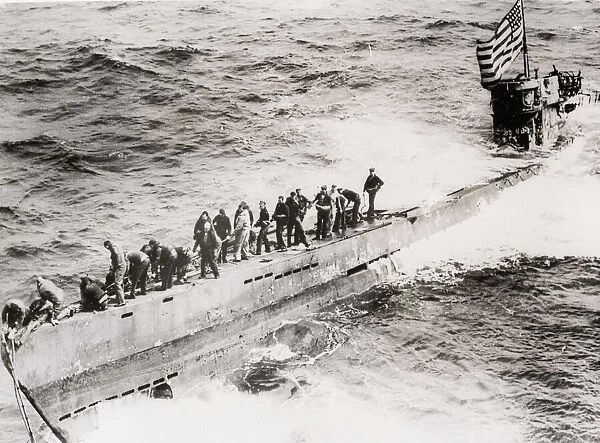 World War II - US navy submarine, crew on deck
