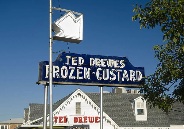 USA, Missouri St. Louis Route 66, Ted Drewes Frozen Custard