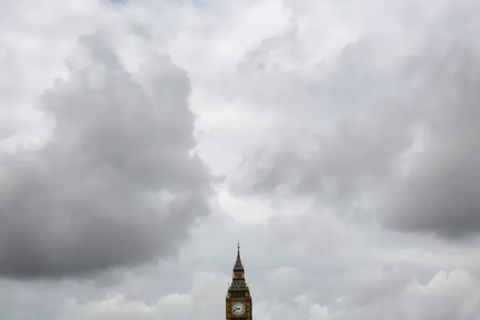 Framed Print : The Big Ben clock tower in London Framed Print : The Big Ben clock tower in London