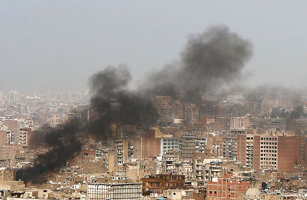 Black smoke from unknown source rises over Cairo
