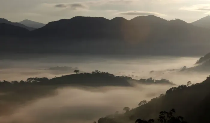 Framed Print : Fog sourrounds the mountains in Goncalves, in the state of Minas Gerais Framed Print : Fog sourrounds the mountains in Goncalves, in the state of Minas Gerais