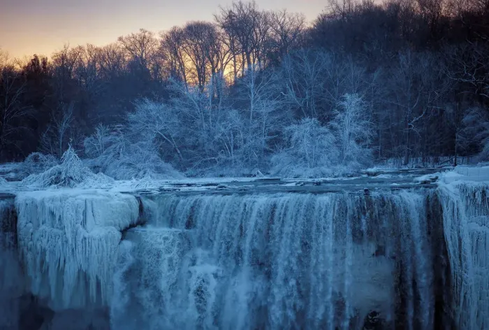 Framed Print : Ice and water flow over the American Falls, viewed from the Canadian side in Niagara