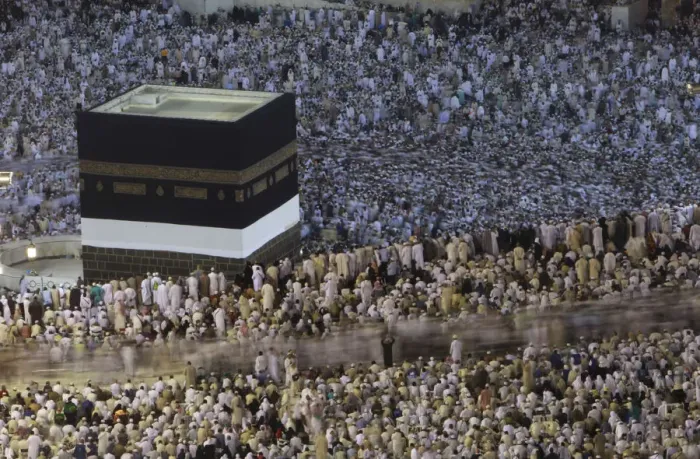 Framed Print : Muslim pilgrims circle the Kaaba at the Grand mosque in Mecca during the annual haj Framed Print : Muslim pilgrims circle the Kaaba at the Grand mosque in Mecca during the annual haj