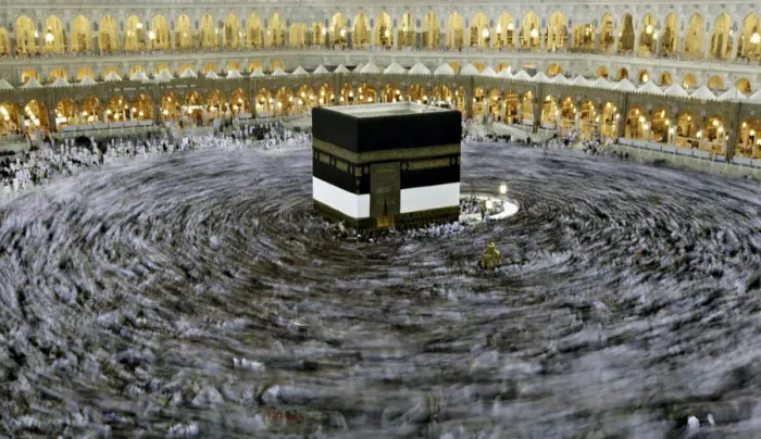 Framed Print : Muslim pilgrims circle the Kaaba and pray at the Grand mosque during the annual haj Framed Print : Muslim pilgrims circle the Kaaba and pray at the Grand mosque during the annual haj