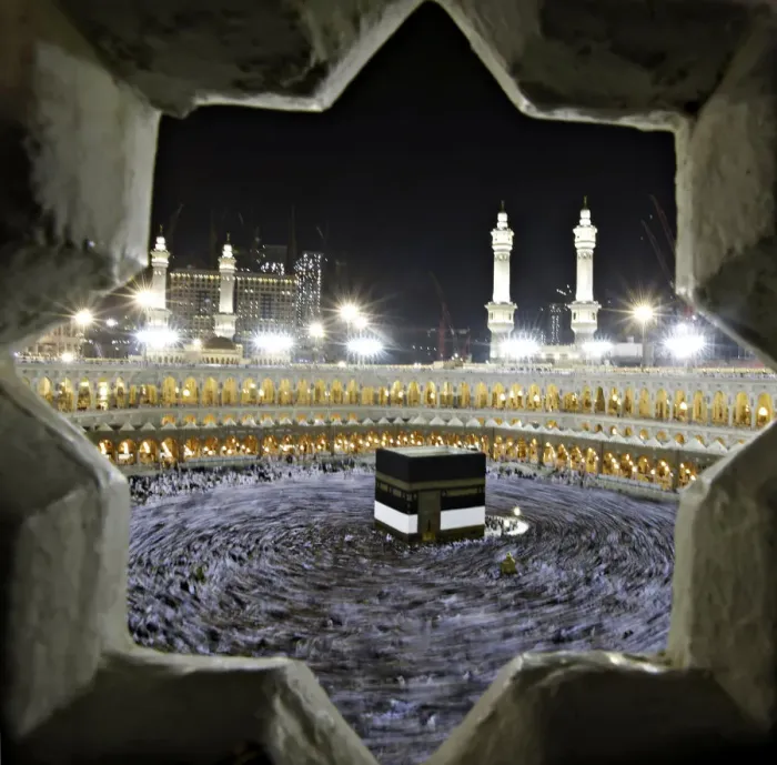Framed Print : Muslim pilgrims circle the Kaaba and pray at the Grand mosque during the annual haj Framed Print : Muslim pilgrims circle the Kaaba and pray at the Grand mosque during the annual haj