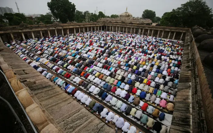 Framed Print : Muslims offer Eid al-Adha prayers at a mosque in Ahmedabad Framed Print : Muslims offer Eid al-Adha prayers at a mosque in Ahmedabad