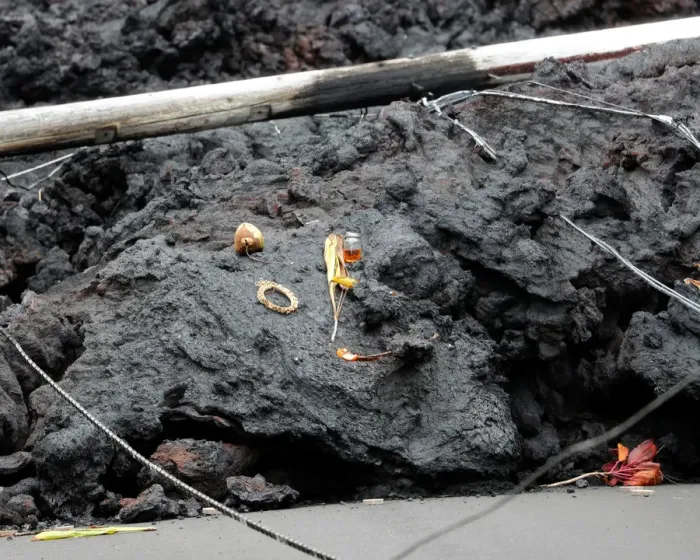 Framed Print : Offerings are left on a fresh lava bed from the Kilauea volcano Framed Print : Offerings are left on a fresh lava bed from the Kilauea volcano
