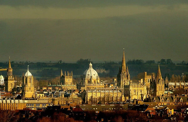 THE ROOFTOPS OF THE UNIVERSITY CITY OF OXFORD ARE SEEN FROM THE SOUTH WEST