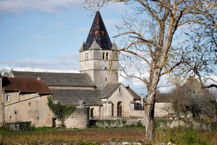 Framed Print : A view shows the church of Fontaines Framed Print : A view shows the church of Fontaines