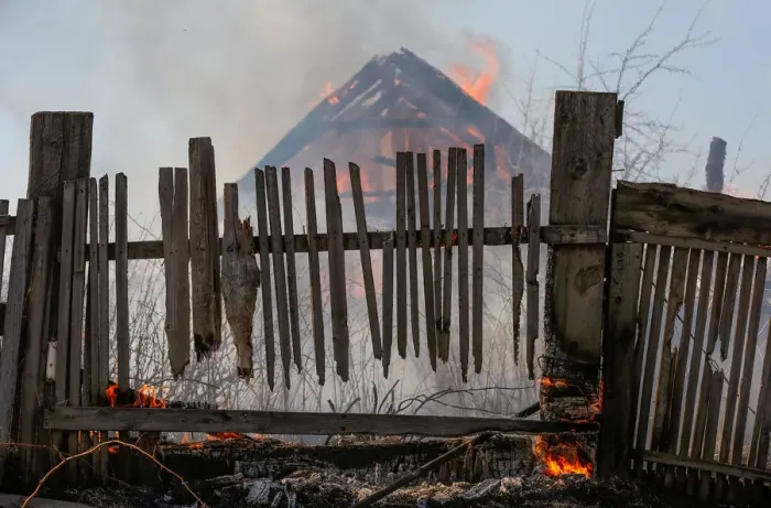 Framed Print : A view shows a summer housing estate fire near the Siberian town of Achinsk Framed Print : A view shows a summer housing estate fire near the Siberian town of Achinsk