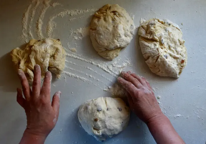 Framed Print : Woman bakes traditional cakes on the eve of Orthodox Easter in the town of Bobruisk Framed Print : Woman bakes traditional cakes on the eve of Orthodox Easter in the town of Bobruisk