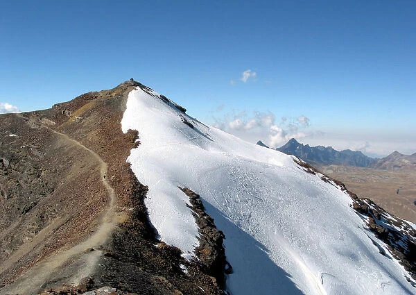 WORLDS HIGHEST SKI SLOPE IN BOLIVIA SOON TO DISAPPEAR
