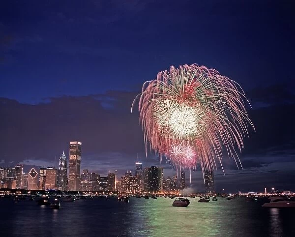 USA, Illinois, Chicago, Fourth of July fireworks over Monroe Harbor