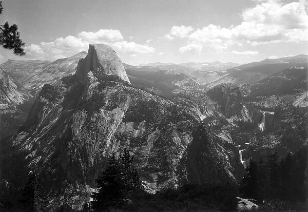 YOSEMITE NATIONAL PARK. Glacier Point, Yosemite Valley, Half-Dome, Vernal, and Nevada Falls