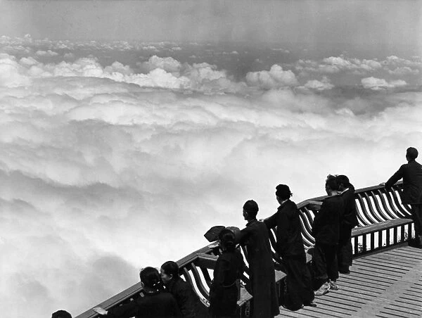 Tourists sightseeing at ching-ting, the peak of omei mountain in the southwest of szechuan province, china, 1950s