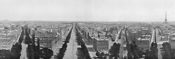Panorama de Paris, Vu du Haut de L Arc de Triomphe (b  /  w photo)