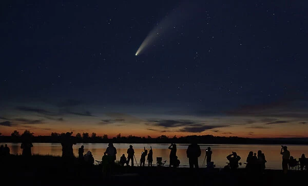 Capturing Comet Neowise