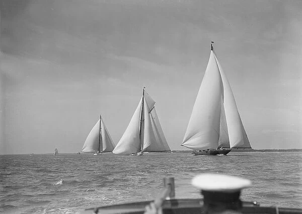 Magnificent group of 1st Class Races: Shamrock V, White Heather and Candida, 1930