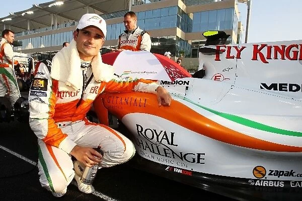 Formula One World Championship: Vitantonio Liuzzi Force India F1 VJM02 on the grid