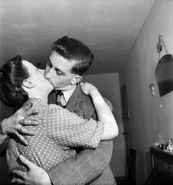 Romance: Couple Kissing. November 1953 D7115