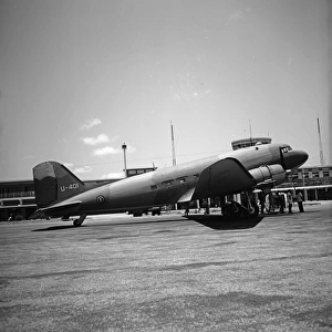 Douglas C-47 U-401 Uganda Army AF Dar es Salaam 1966