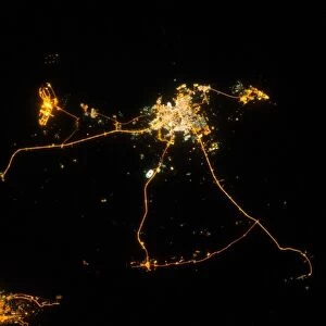 Qatar at night, ISS image C018 / 9225