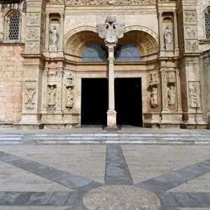 Basilica Menor, Santo Domingo, Dominican Republic, West Indies, Caribbean, Central America